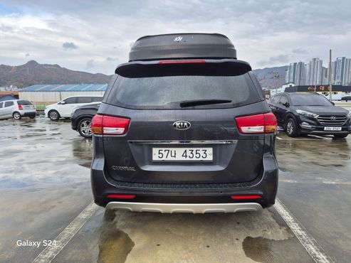 Kia Carnival 9-seater Noblesse — пробег 85 256 км — фото 5 из 5