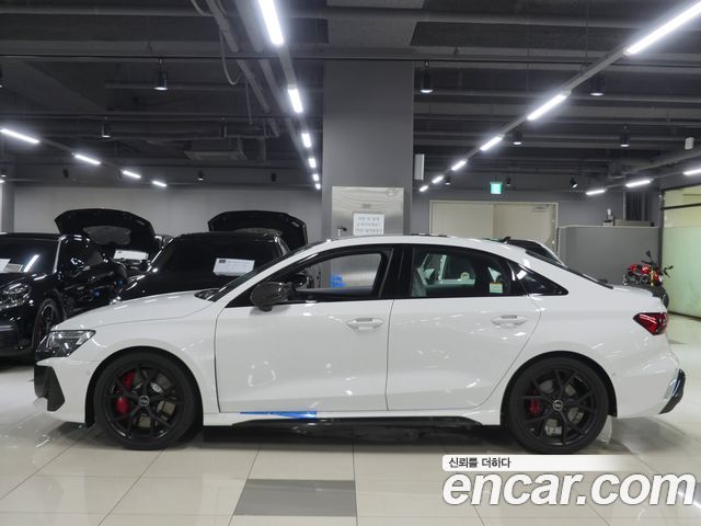 Audi RS3 2.5 TFSI Quattro Carbon Edition — пробег 58 км — фото 2 из 5