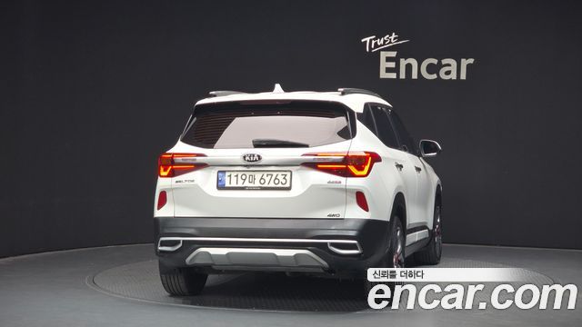 Kia Seltos из Кореи Encar