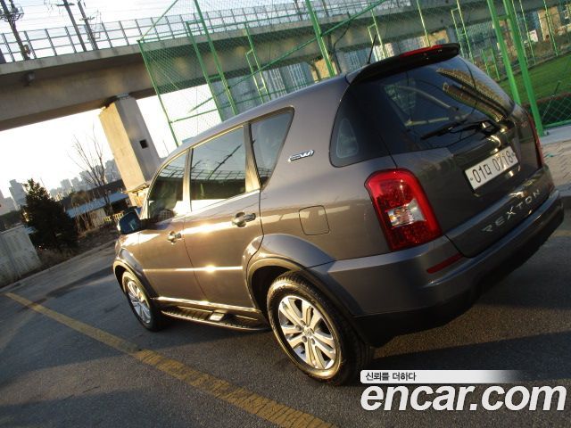Ssangyong Rexton 2.2 4WD RX7 Deluxe — пробег 136 000 км — фото 5 из 5
