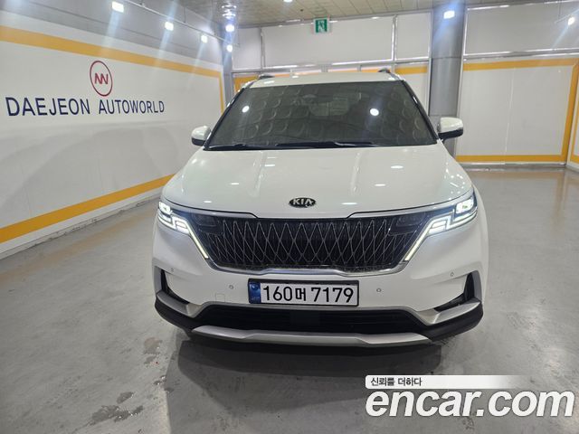 Kia Carnival 9-Seater Prestige — пробег 155 000 км — фото 1 из 5