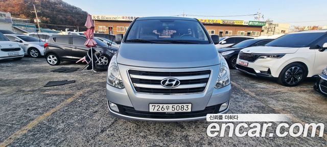 Hyundai Starex 12-Seater Wagon Smart — пробег 137 538 км — фото 1 из 5