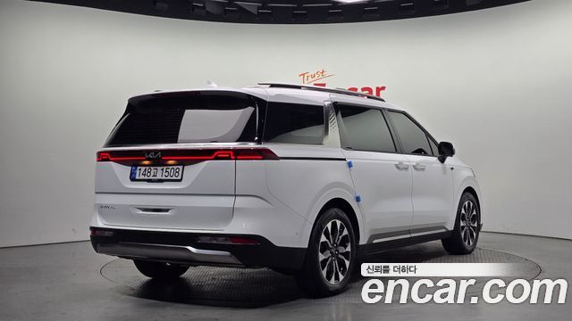 Kia Carnival 9-Seater Signature — пробег 28 597 км — фото 2 из 5
