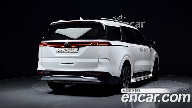 Kia Carnival из Кореи Encar