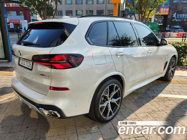 BMW X5 xDrive 40i M Sport — пробег 3 100 км — фото 3 из 5