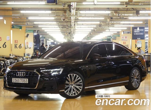 Audi A8 55 TFSI Quattro Premium LWB — пробег 29 000 км — фото 1 из 5