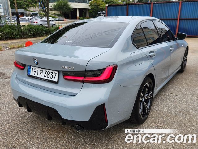 BMW 3-Series 320i M Sport — пробег 2 550 км — фото 3 из 5