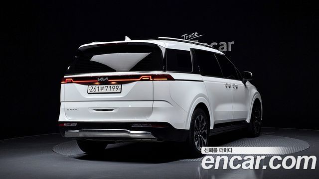 Kia Carnival 9-Seater Noblesse — пробег 66 955 км — фото 2 из 5