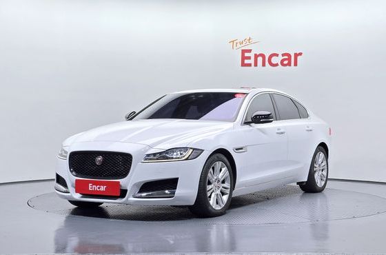 Jaguar XF 20d Portfolio — пробег 106 848 км — фото 1 из 5