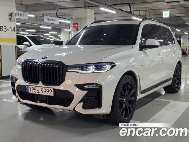 BMW X7 xDrive 40i M Sport 6STR — пробег 93 000 км — фото 1 из 5