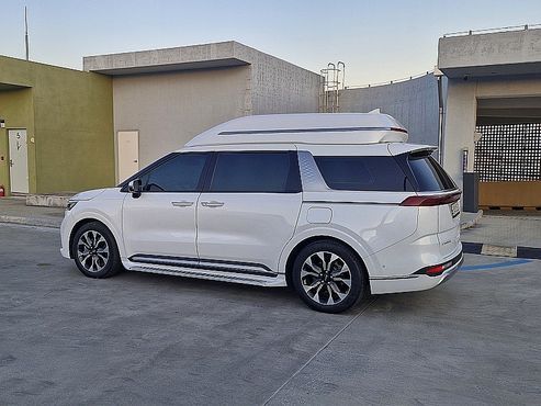 Kia Carnival Gasoline 4-Seater Hi-Limousine Signature — пробег 77 589 км — фото 5 из 5