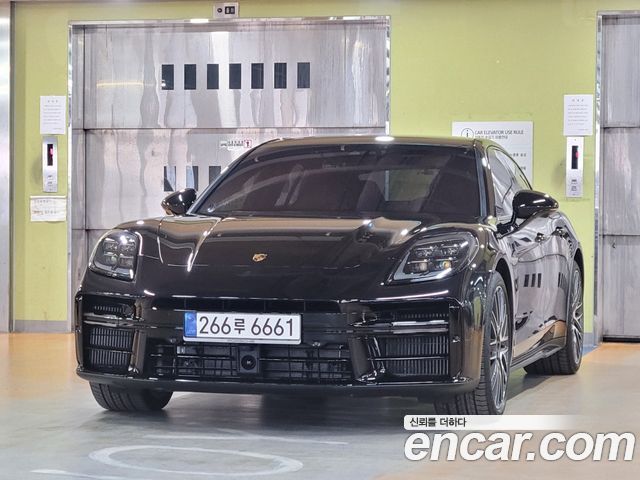 Porsche Panamera 2.9 AWD — пробег 1 800 км — фото 1 из 5