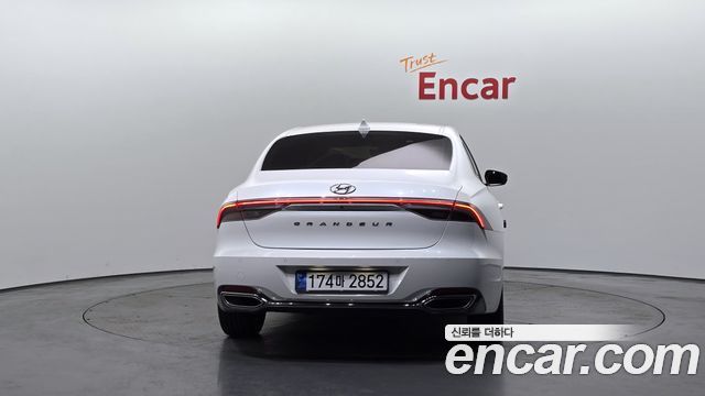 Hyundai Grandeur из Кореи Encar