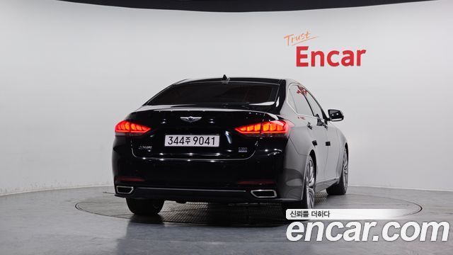 Hyundai Genesis из Кореи Encar