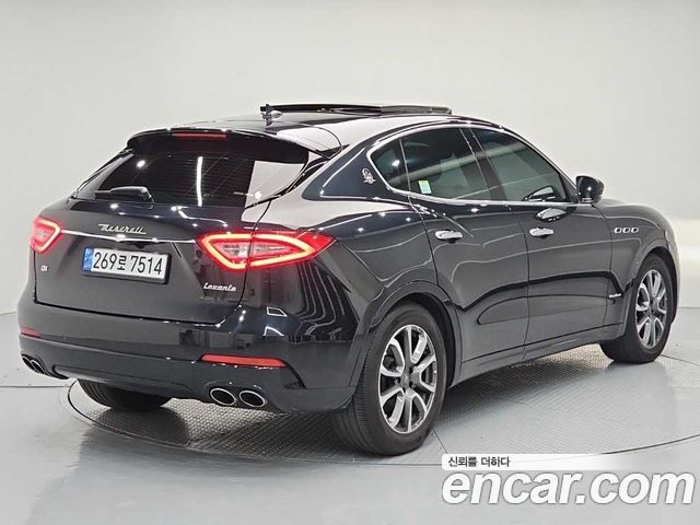 Maserati Levante 3.0 Diesel AWD GranLusso — пробег 87 901 км — фото 4 из 5