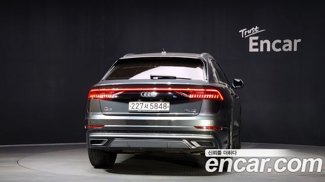 Audi Q8 из Кореи Encar
