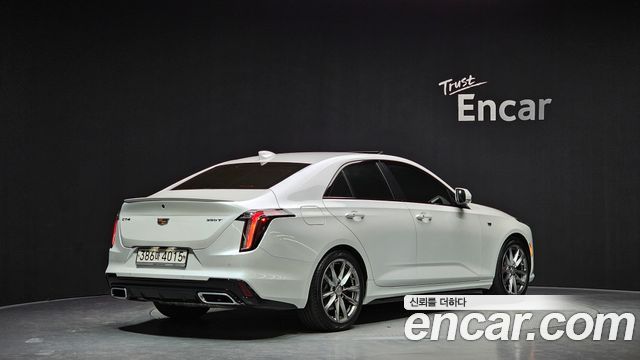 Cadillac CT4 2.0 Sport — пробег 38 977 км — фото 2 из 5