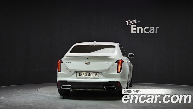 Cadillac CT4 2.0 Sport — пробег 38 977 км — фото 4 из 5