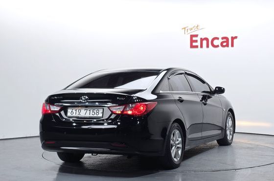 Hyundai Sonata Grand — пробег 43 959 км — фото 2 из 5