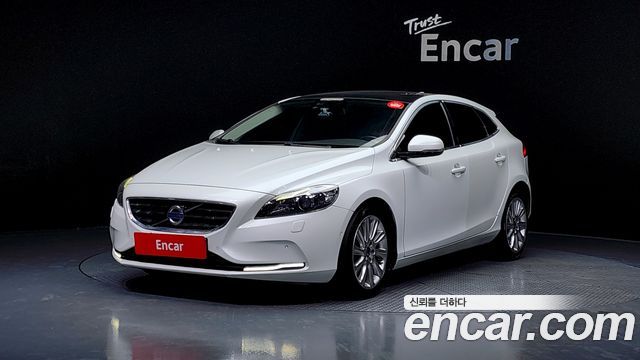 Volvo V40 из Кореи Encar