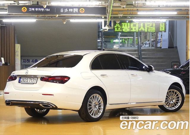 Mercedes-Benz E-Class из Кореи Encar