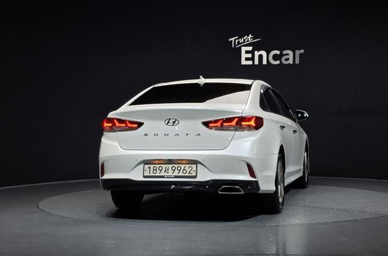 Hyundai Sonata LPI Premium — пробег 124 492 км — фото 4 из 5
