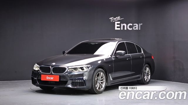 BMW 5-Series 520i M Sport — пробег 85 113 км — фото 1 из 5