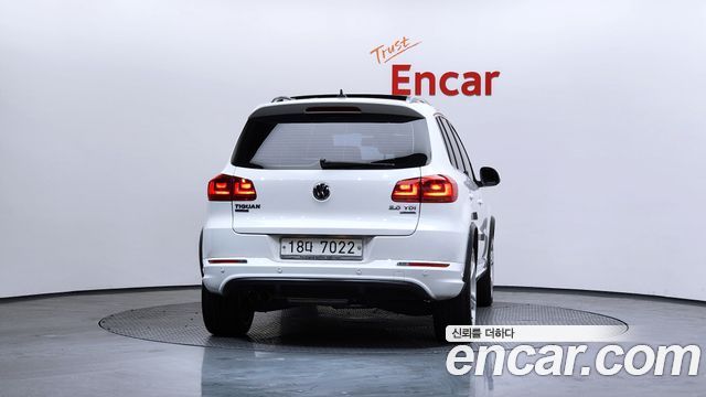 Volkswagen Tiguan из Кореи Encar