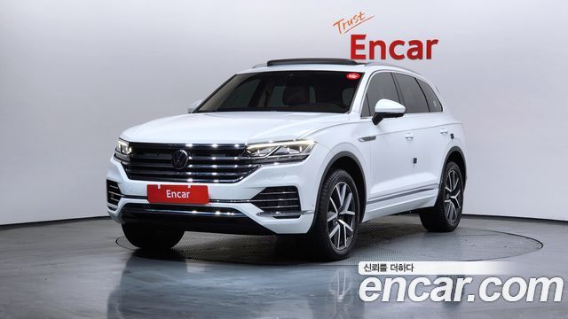 Volkswagen Touareg 3.0 TDI Prestige — пробег 40 359 км — фото 1 из 5