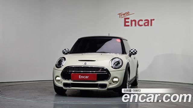 Mini Cooper Standard Third Generation — пробег 101 245 км — фото 3 из 5