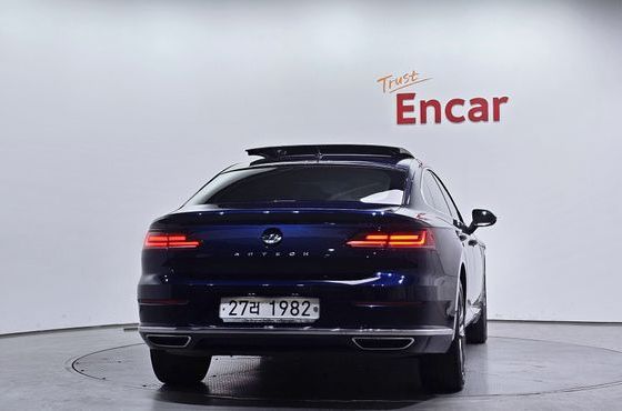 Volkswagen Arteon 2.0 TDI Premium — пробег 53 328 км — фото 4 из 5