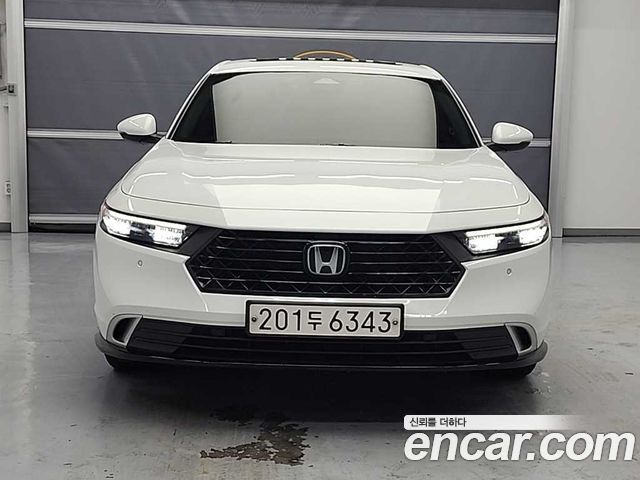 Honda Accord 2.0 Hybrid Touring — пробег 27 865 км — фото 2 из 5