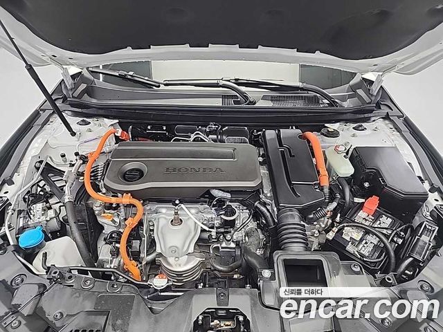 Honda Accord 2.0 Hybrid Touring — пробег 27 865 км — фото 5 из 5