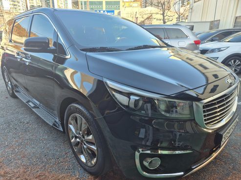 Kia Carnival 9-seater Noblesse — пробег 180 000 км — фото 2 из 5