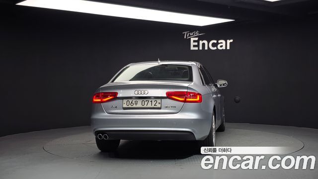 Audi A4 30 TDI Dynamic B8 — пробег 208 343 км — фото 4 из 5