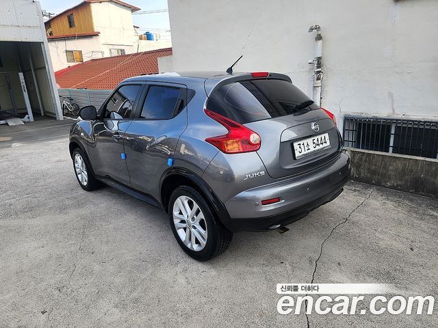 Nissan Juke 1.6 SV F15 — пробег 153 964 км — фото 4 из 5