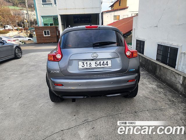 Nissan Juke 1.6 SV F15 — пробег 153 964 км — фото 5 из 5