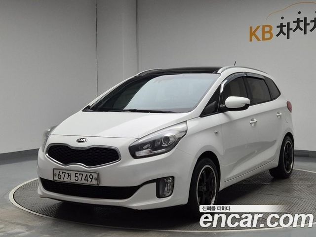 Kia Carens 1.7 VGT Prestige — пробег 300 000 км — фото 1 из 5