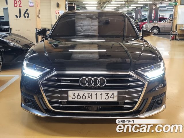 Audi A8 55 TFSI Quattro LWB — пробег 84 000 км — фото 1 из 5