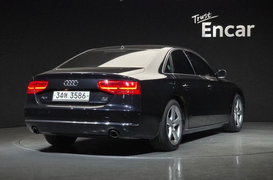 Audi A8 4.2 FSI Quattro D4 — пробег 103 745 км — фото 2 из 5