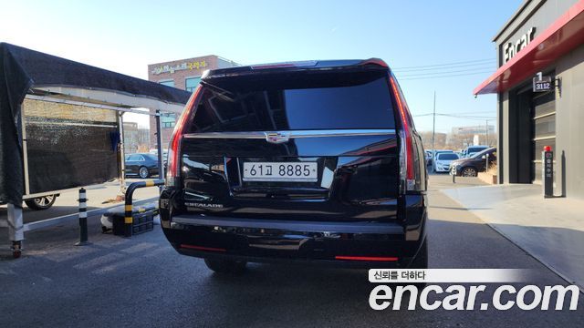 Cadillac Escalade 6.2 ESV 4th — пробег 108 439 км — фото 4 из 5