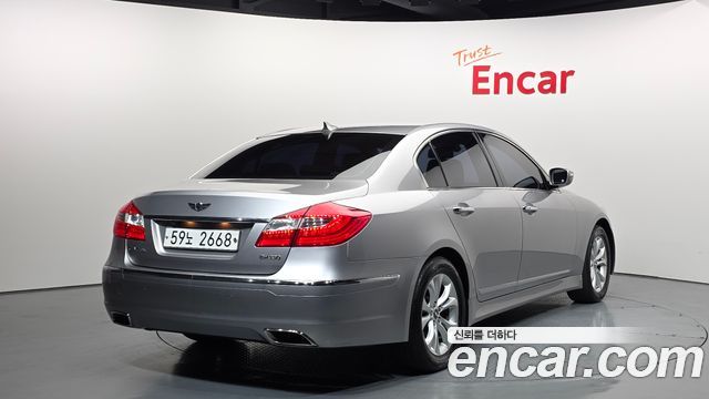 Hyundai Genesis из Кореи Encar