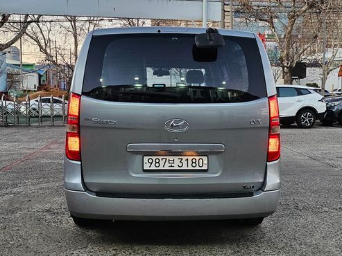 Hyundai Starex Camping Car — пробег 176 406 км — фото 3 из 5