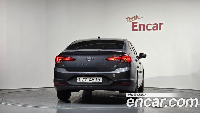 Hyundai AVANTE из Кореи Encar