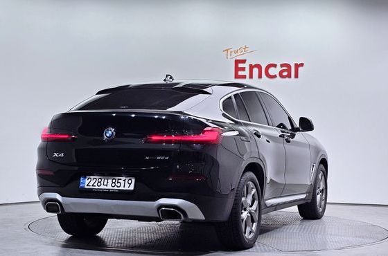 BMW X4 xDrive20d xLine — пробег 26 584 км — фото 2 из 5