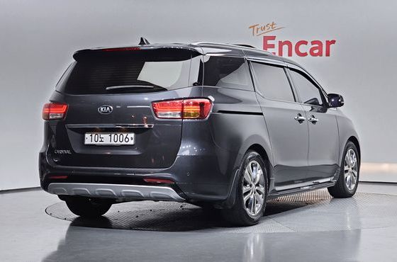 Kia Carnival 9-seater Noblesse — пробег 150 055 км — фото 2 из 5