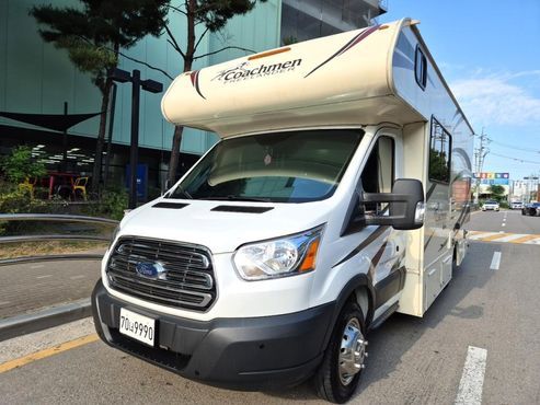 Ford Transit 3.7 — пробег 35 680 км — фото 1 из 5
