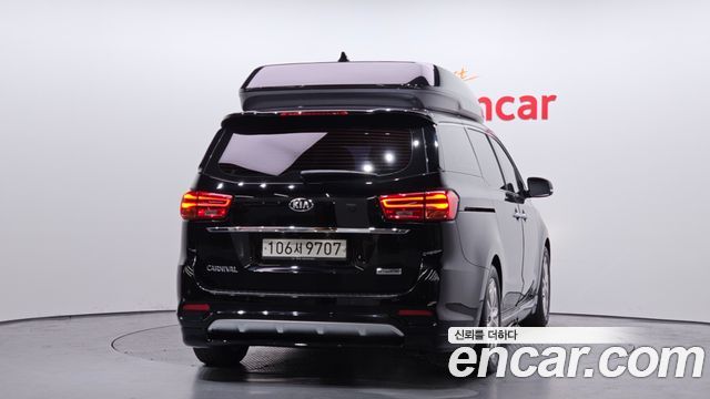 Kia Carnival из Кореи Encar