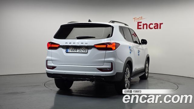 Ssangyong Rexton из Кореи Encar