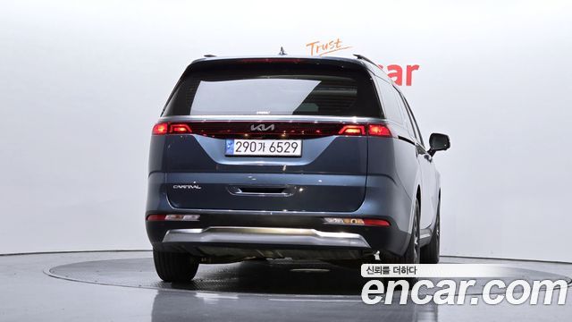 Kia Carnival Diesel 9-Seater Signature — пробег 40 046 км — фото 4 из 5